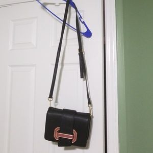 NWOT TAGS WOMENS CROSSBODY PURSE